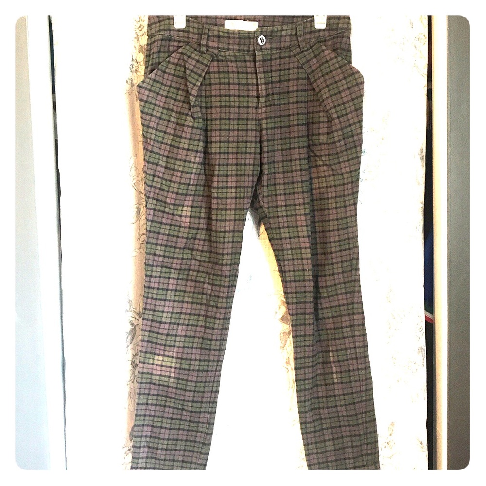 Chill or work Broadcast trousers.